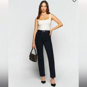 Reformation Cynthia High Rise Straight Jeans in Seattle Wash, size 29